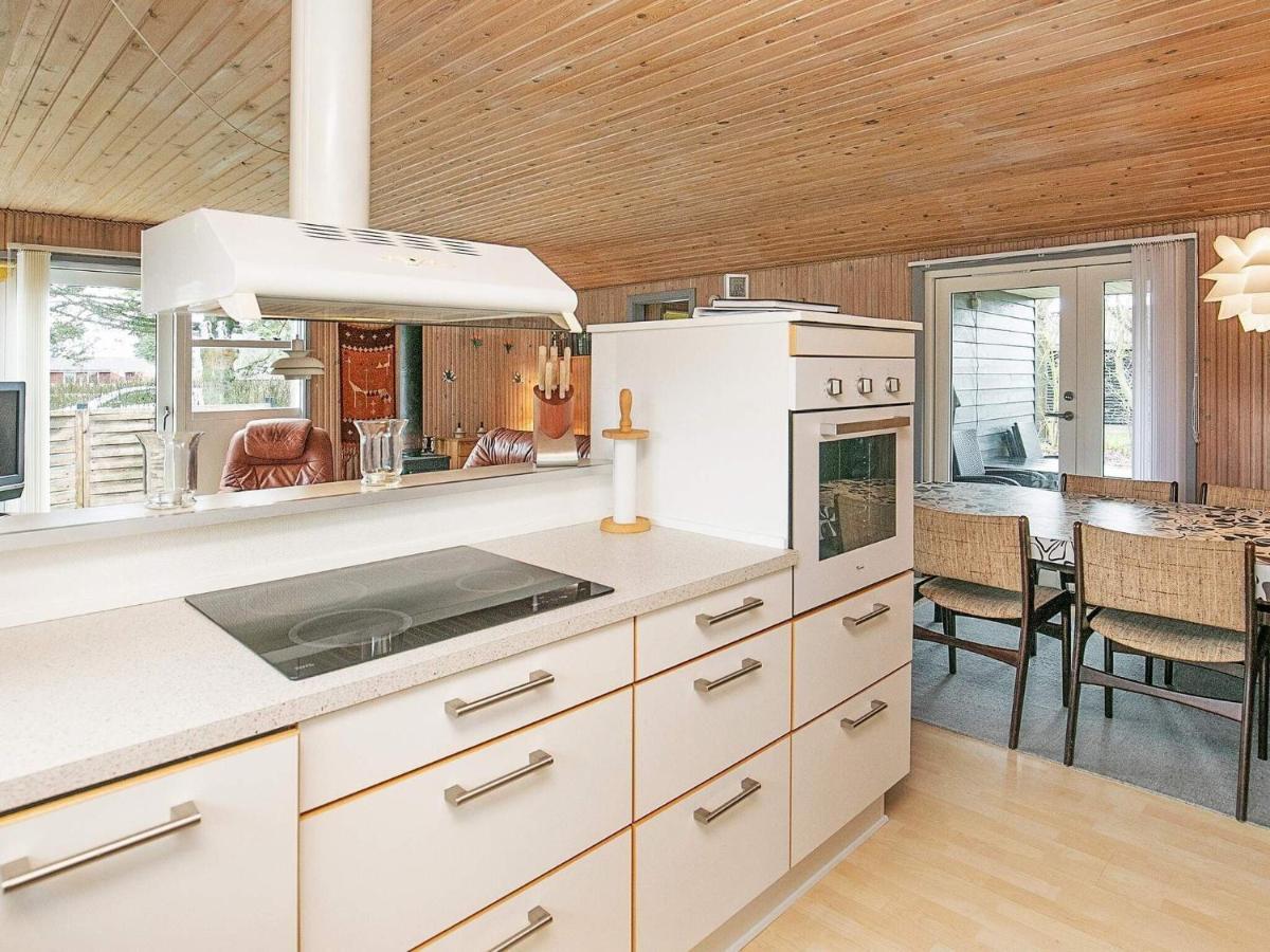 8 Person Holiday Home In Hesselager Exterior photo