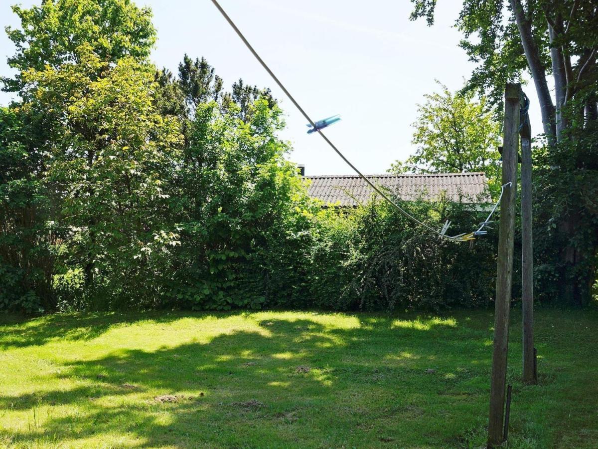 8 Person Holiday Home In Hesselager Exterior photo